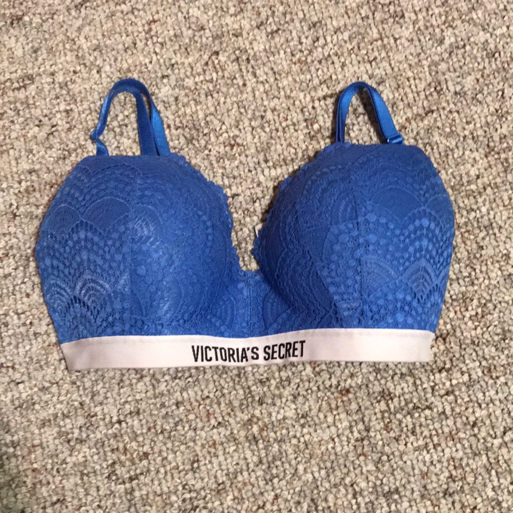 Victoria secret bra 34DD